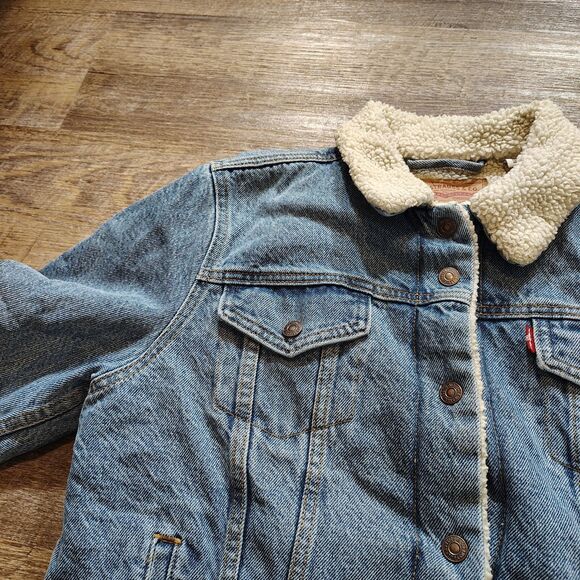 Levi’s Sherpa Lined Denim Trucker Jacket Women’s Large Blue Jean Coat Classic - Picture 3 of 9